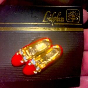 New lilylin red enamel shoe broach
